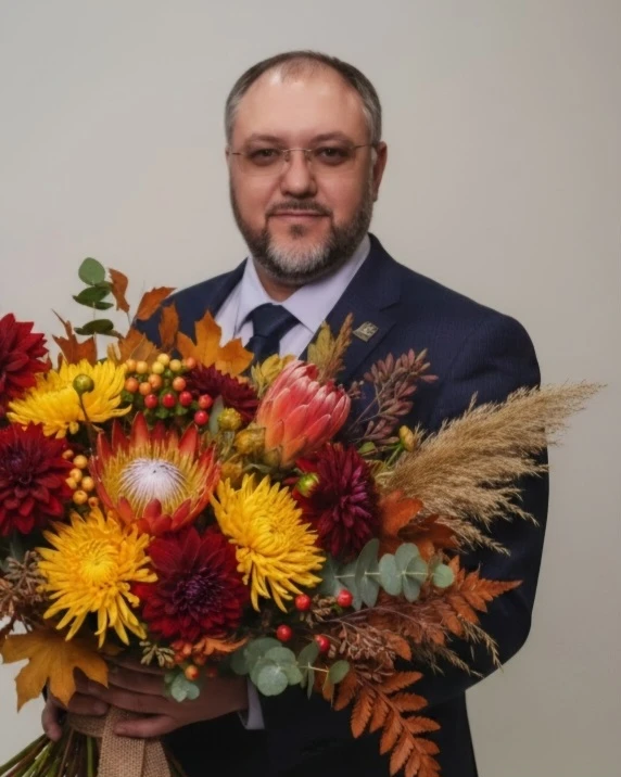 Дорогие школьники, студенты, педагоги и уважаемые родители!