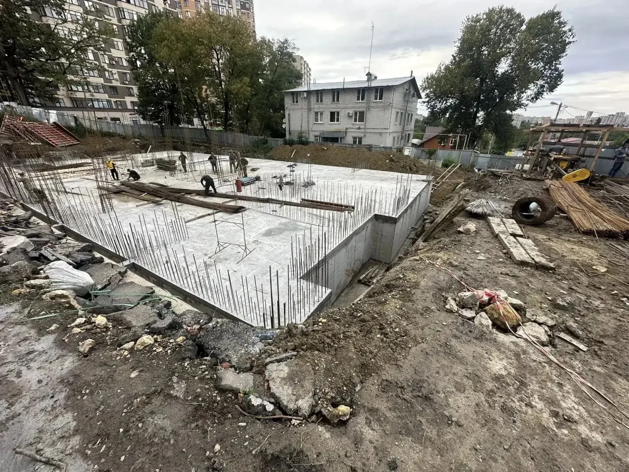 Продолжается реконструкция здания городской бани по переулку Крупской в городе Ставрополь