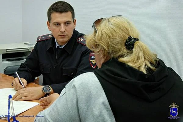 Полицейские Самары вернули женщине игровую приставку, которую не возвращал арендатор

Местная житель
