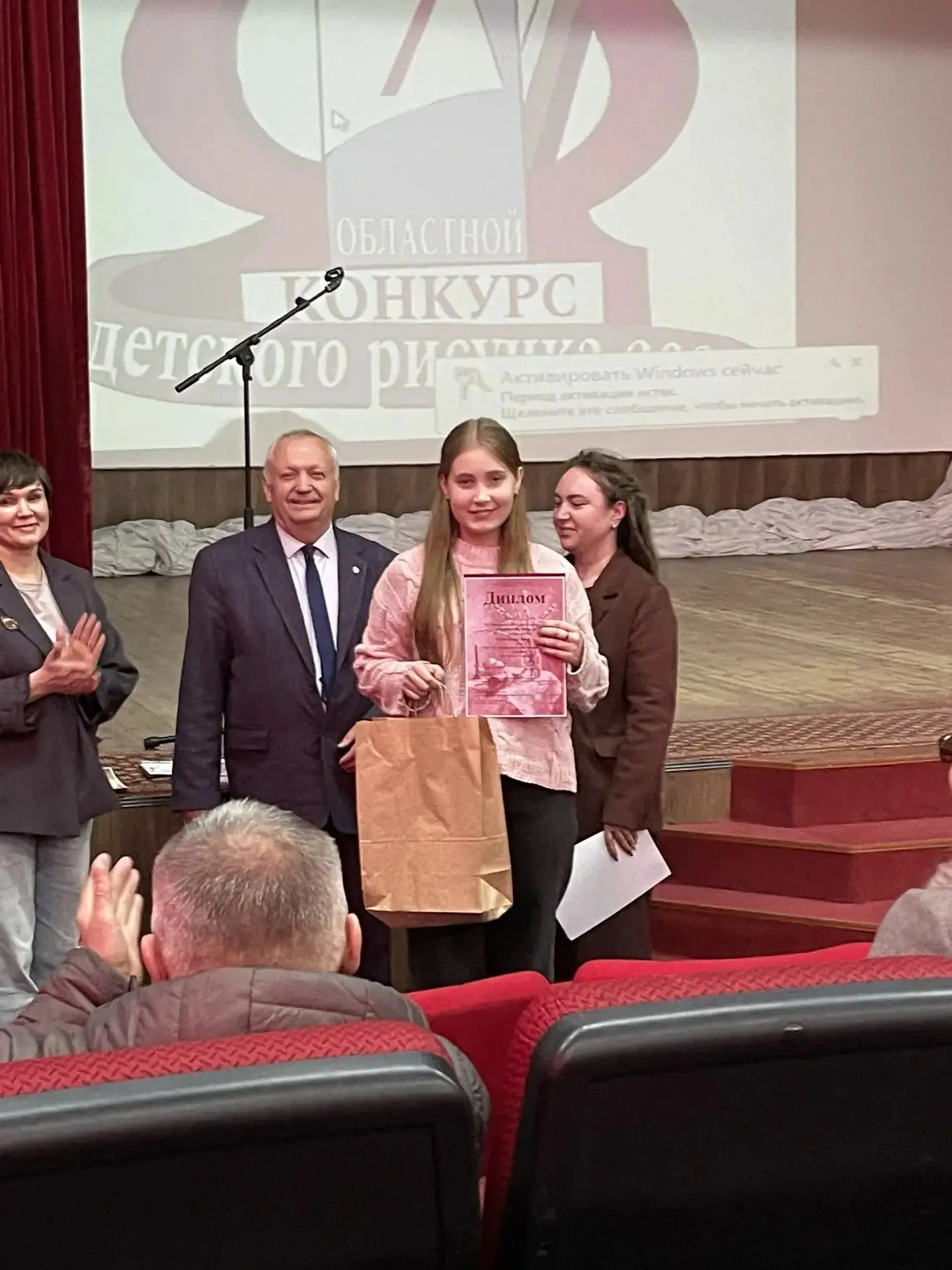 🎨 Юные художники сразились в мастерстве: в Саваслейке прошёл VII Областной конкурс «Г...