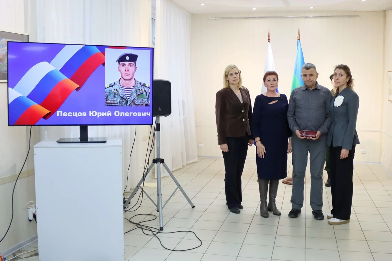 В Сыктывкаре прошла церемония передачи государственных наград семьям героев, погибших в...