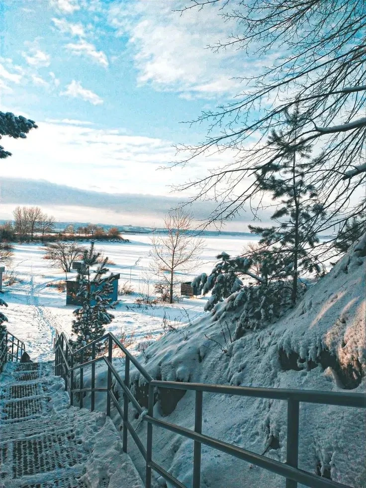 ⛅ Доброе утро! Сегодня ожидается солнечна погода