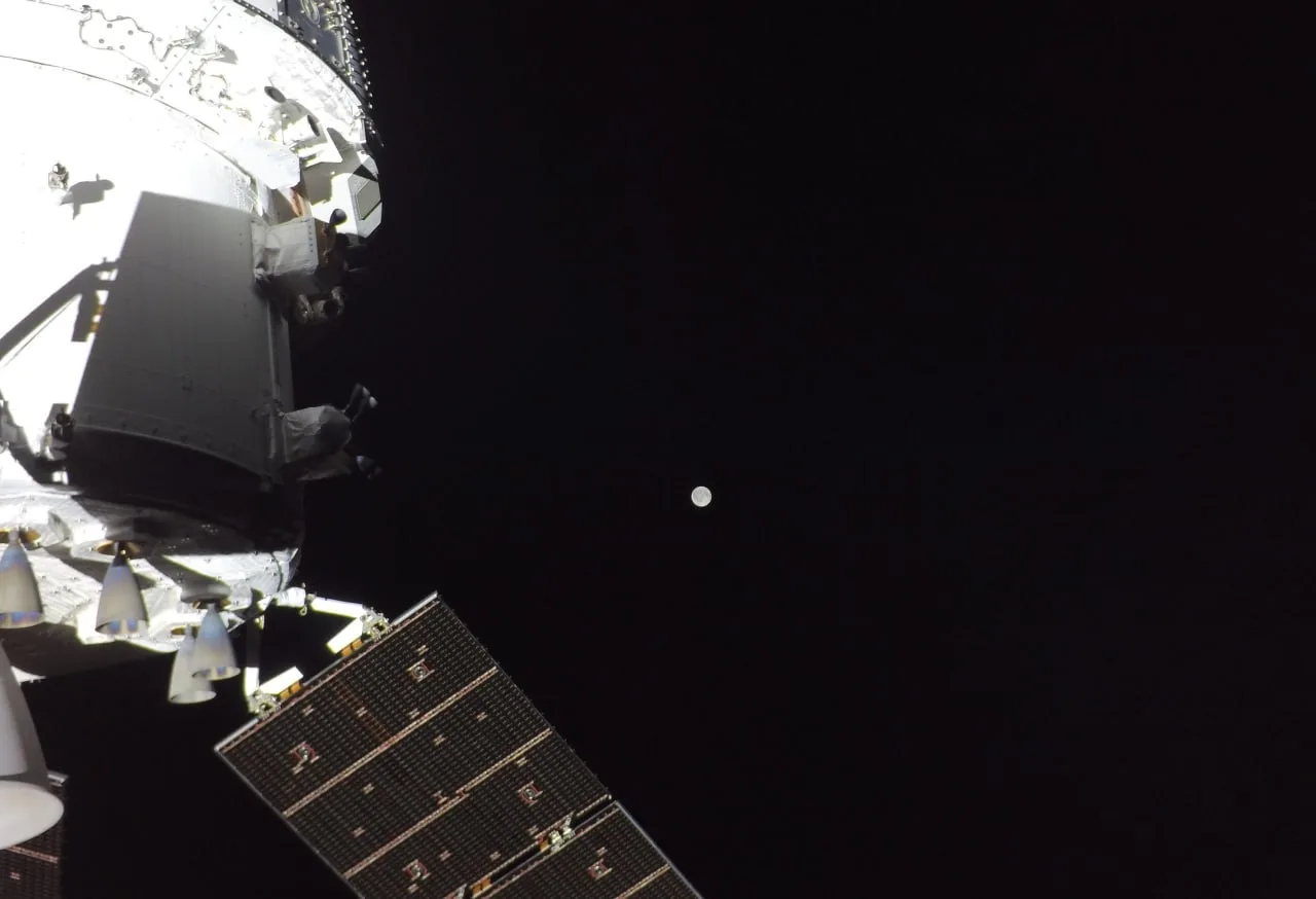 Самым слабым местом корабля Orion, на котором астронавты NASA летят к Луне, оказался туалет — за три