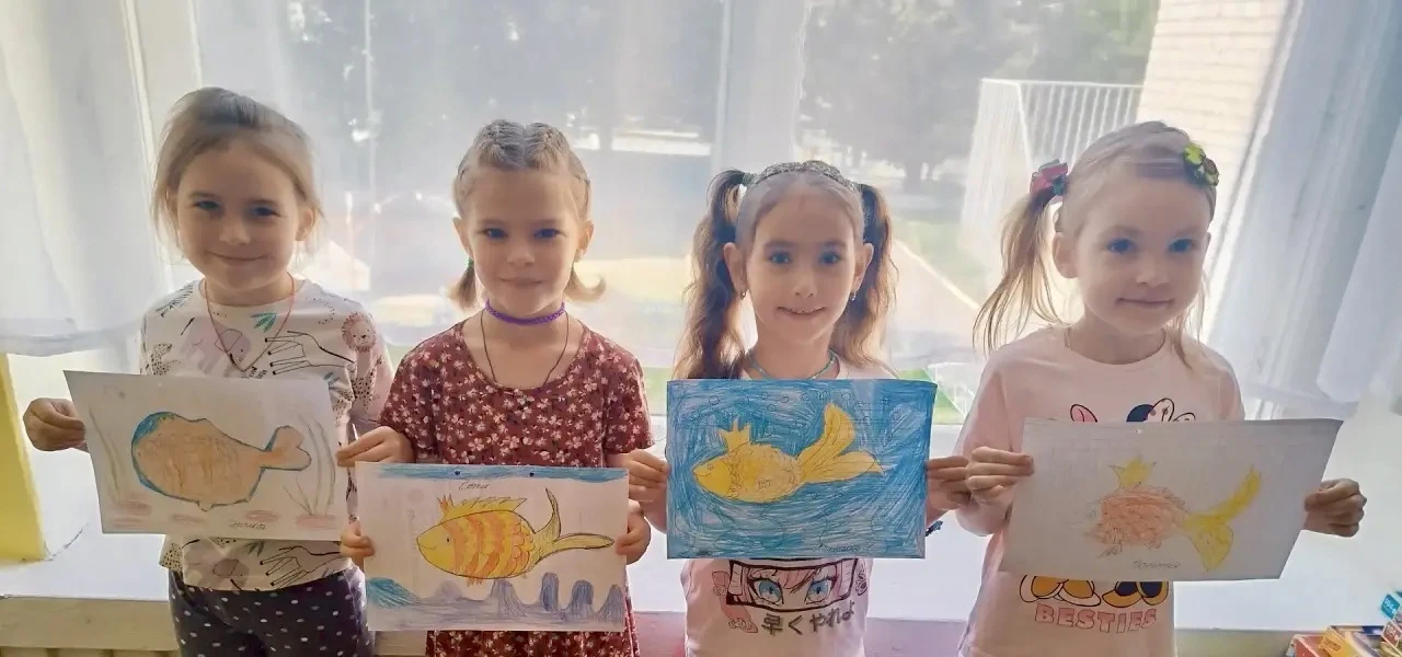 Что можно встретить на морском дне? Конечно, самых необычных обитателей! 🐠🧜‍♀️

Дети придумали и н