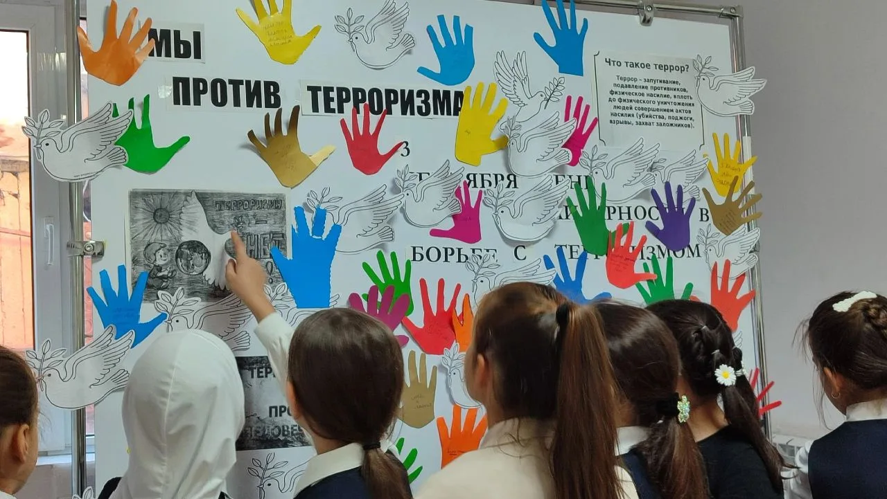Сегодня в нашей школе прошла Всероссийская патриотическая акция «Голубь мира», приуроче...
