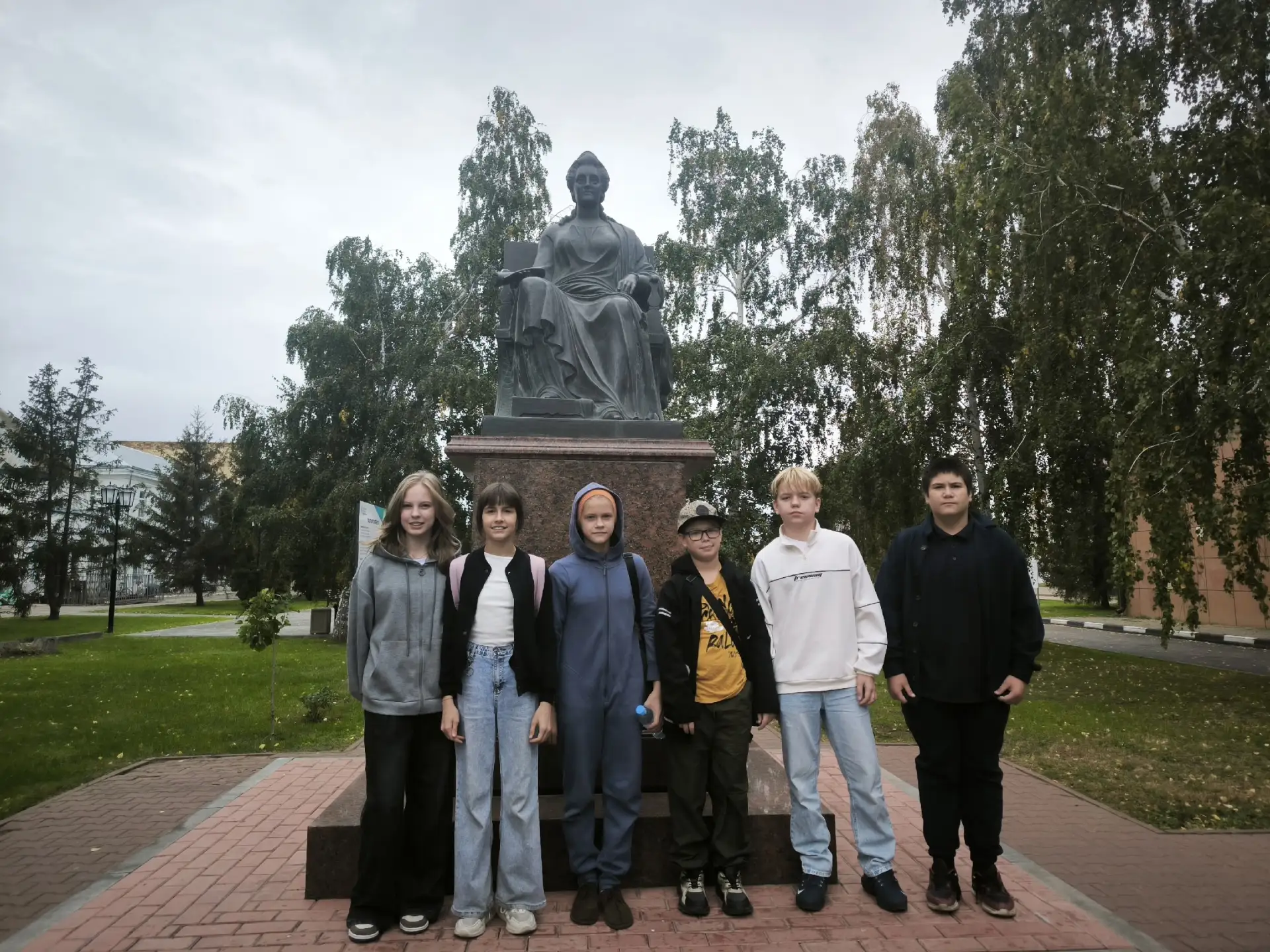 Учащиеся 5в, 6б,7б и 11а класса вернулись из увлекательной поездки в город Маркс, котор...