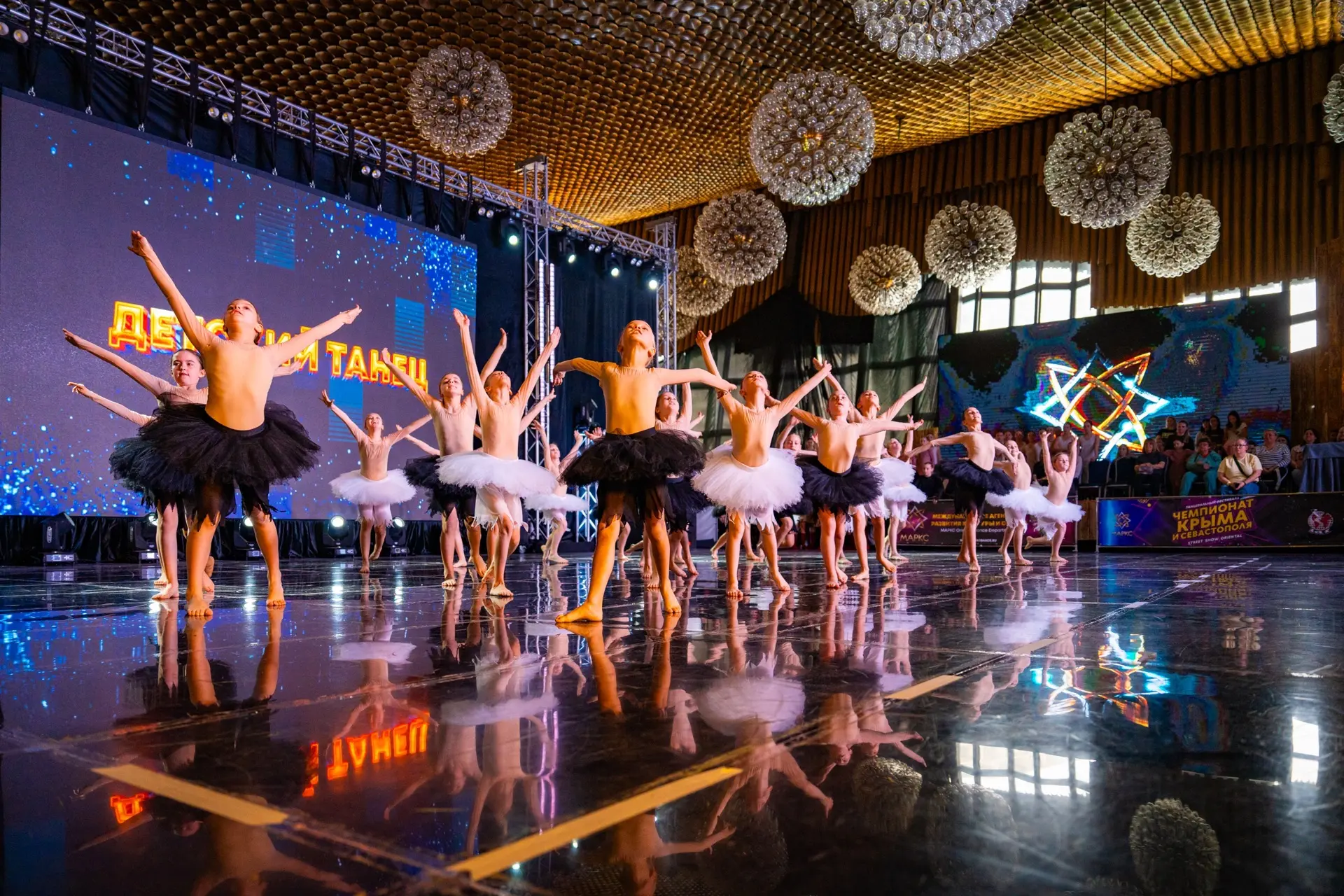 💃 28–29 марта концерт-холл «Хрустальный» отеля «Ялта-Интурист» стал настоящим центром притяжения тан