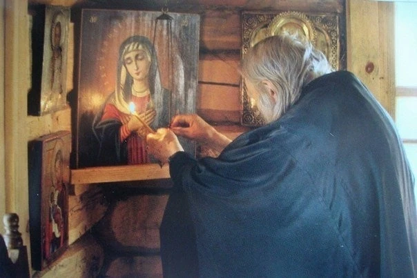 🕯Горящая лампада в твоем доме означает, что Ангел Хранитель – дома, на месте.
