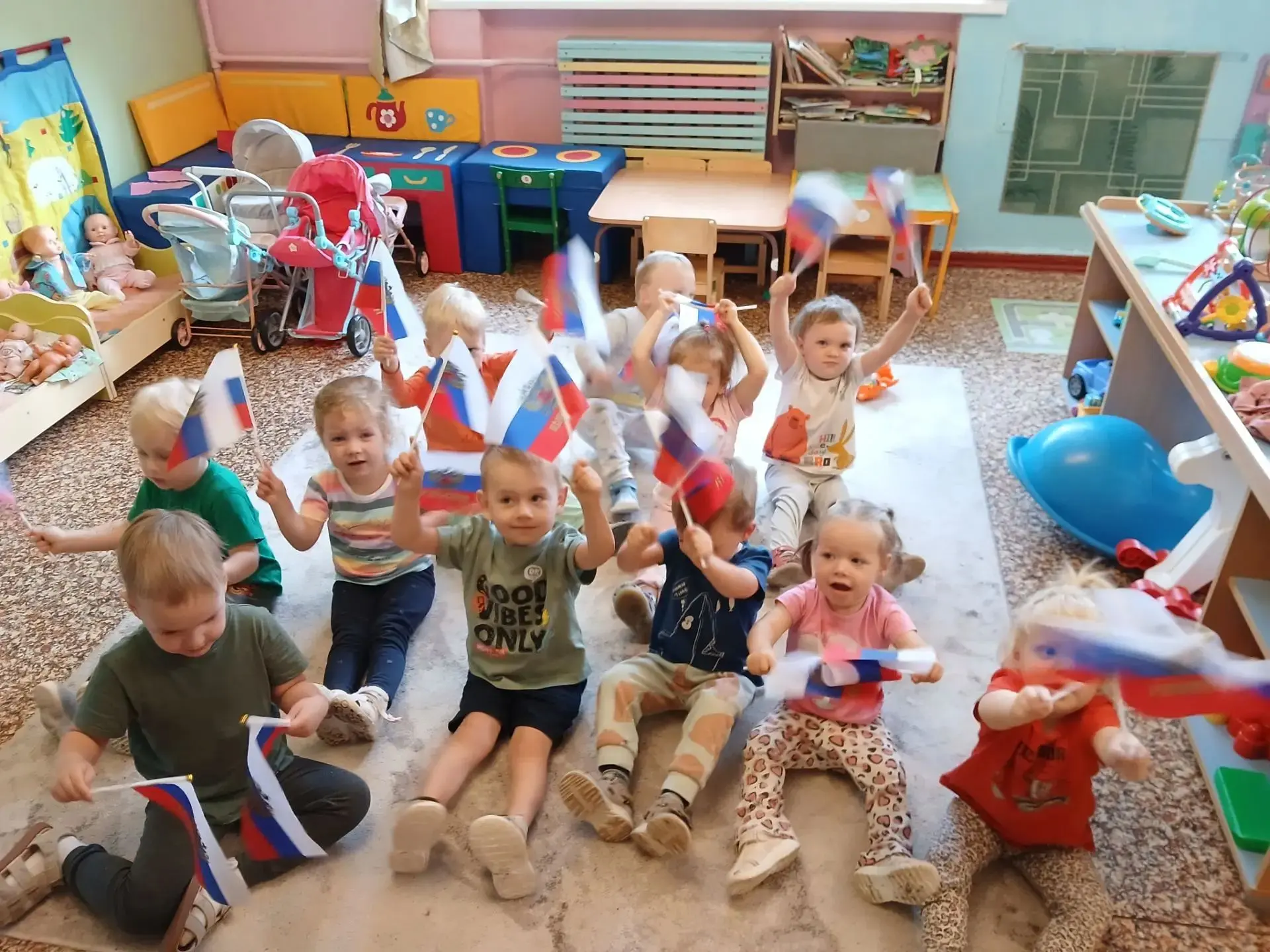 🎉 День Государственного флага в раннем дошкольном возрасте 🎉