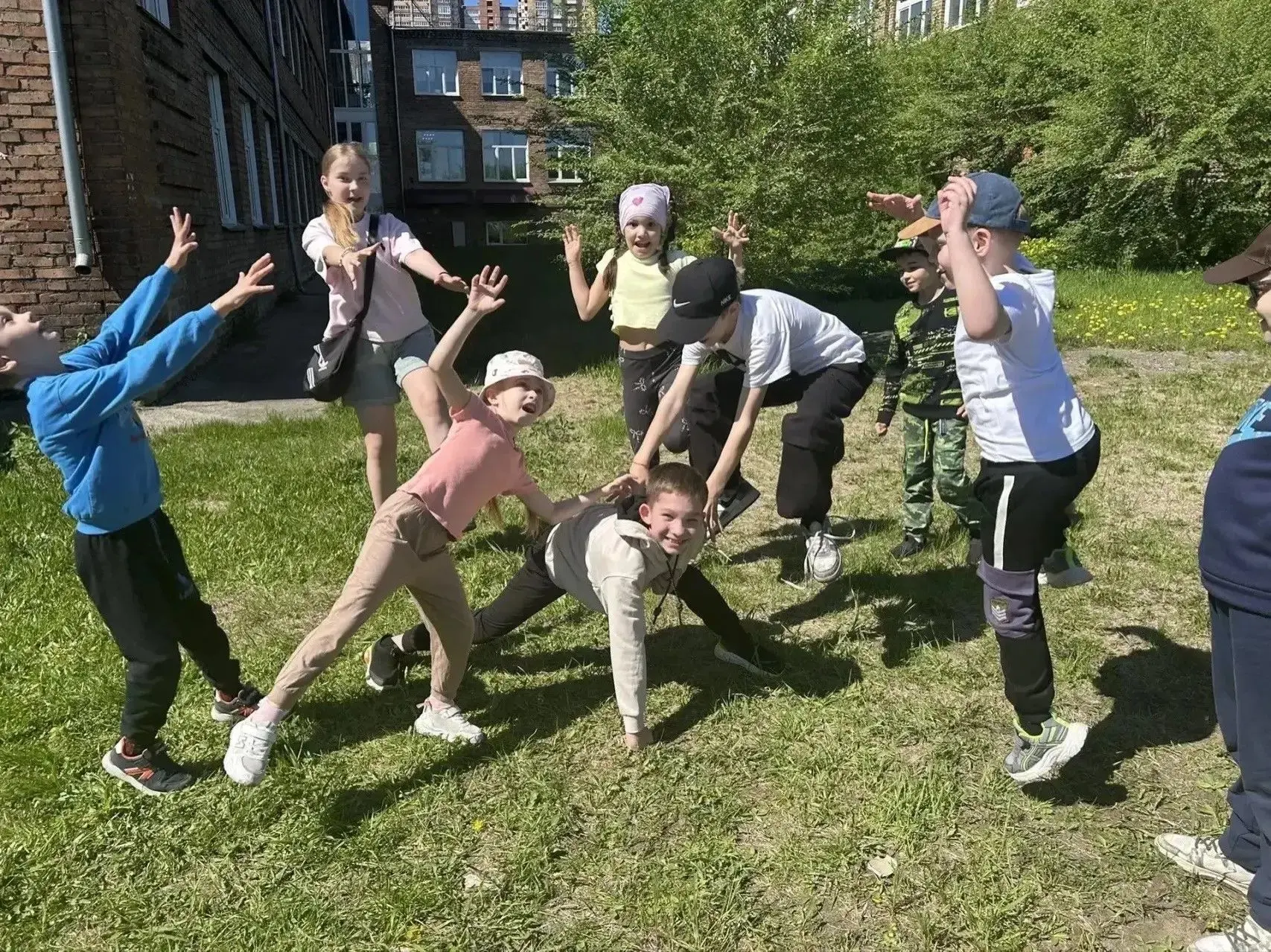 Всем привет, друзья! 👋 Готовы к отчёту о втором дне нашего суперлагеря? Сегодня мы реш...