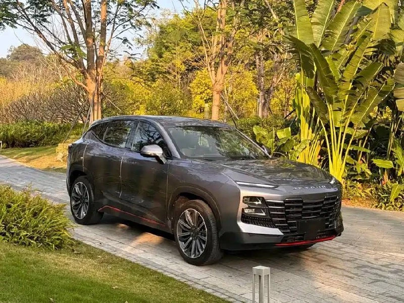 Доступно к заказу из Китая  Jetour Dashing 🚗