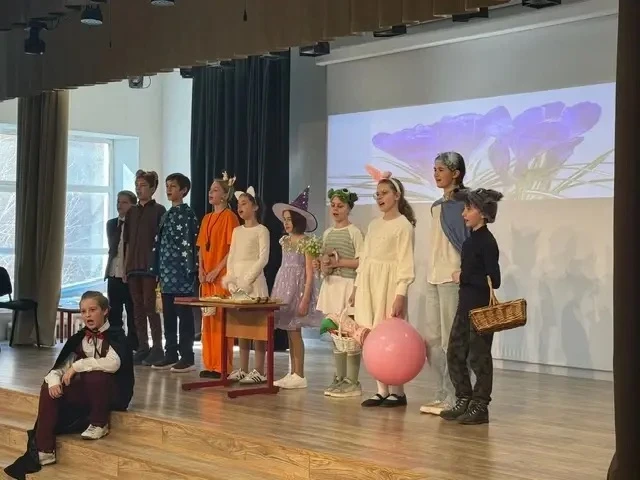 🎶 «Fruehlingskonzert»: Встречаем весну с музыкой! 🌸  24 марта в здании на Новинском бульваре прошёл 