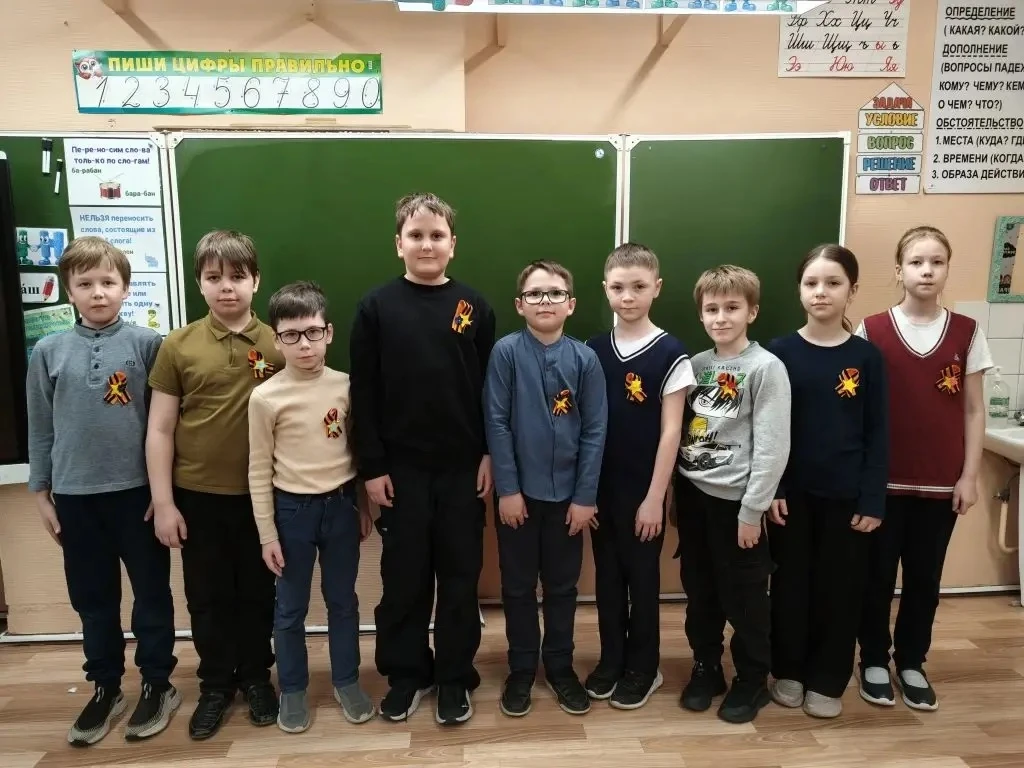 🎈Брошь из Георгиевской ленты – это символ праздника, символ нашего уважения к людям, победившим в Ве