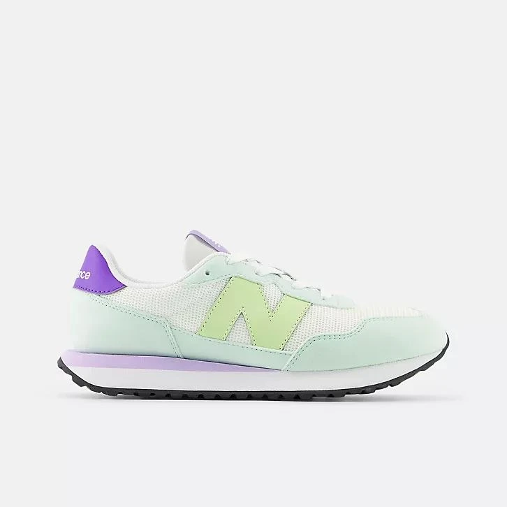 New Balance 4200