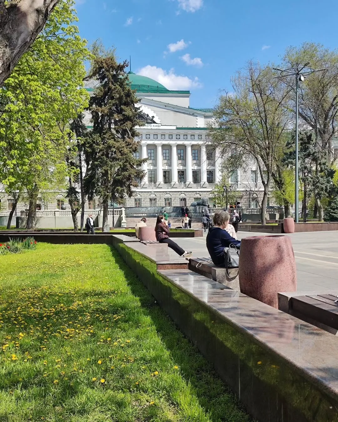 Весна в городе