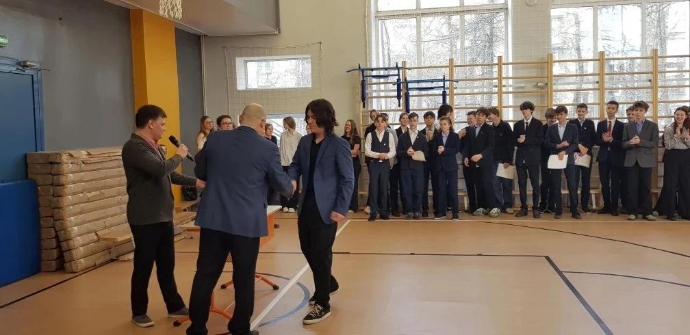 Награждение победителей и призёров школьного тура ВсОШ✅  В начале этой четверти в школе прошло торже