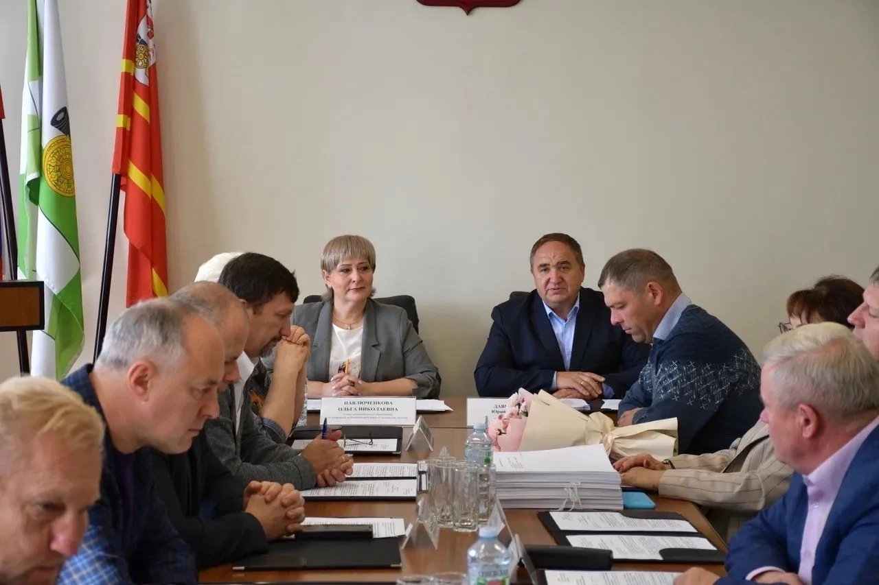 Глава Смоленского округа Ольга Павлюченкова приняла участие в очередном заседании Смоле...