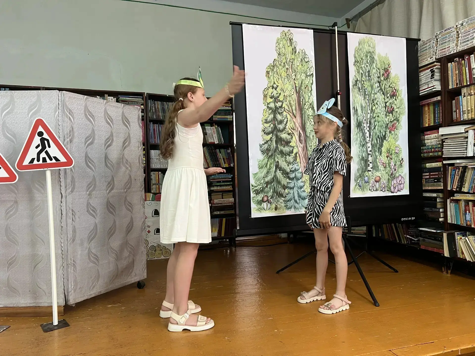 11 июня в Гирейской детской  библиотеке 📚 прошла  ролевая игра «Дорожный знак тебе не ...