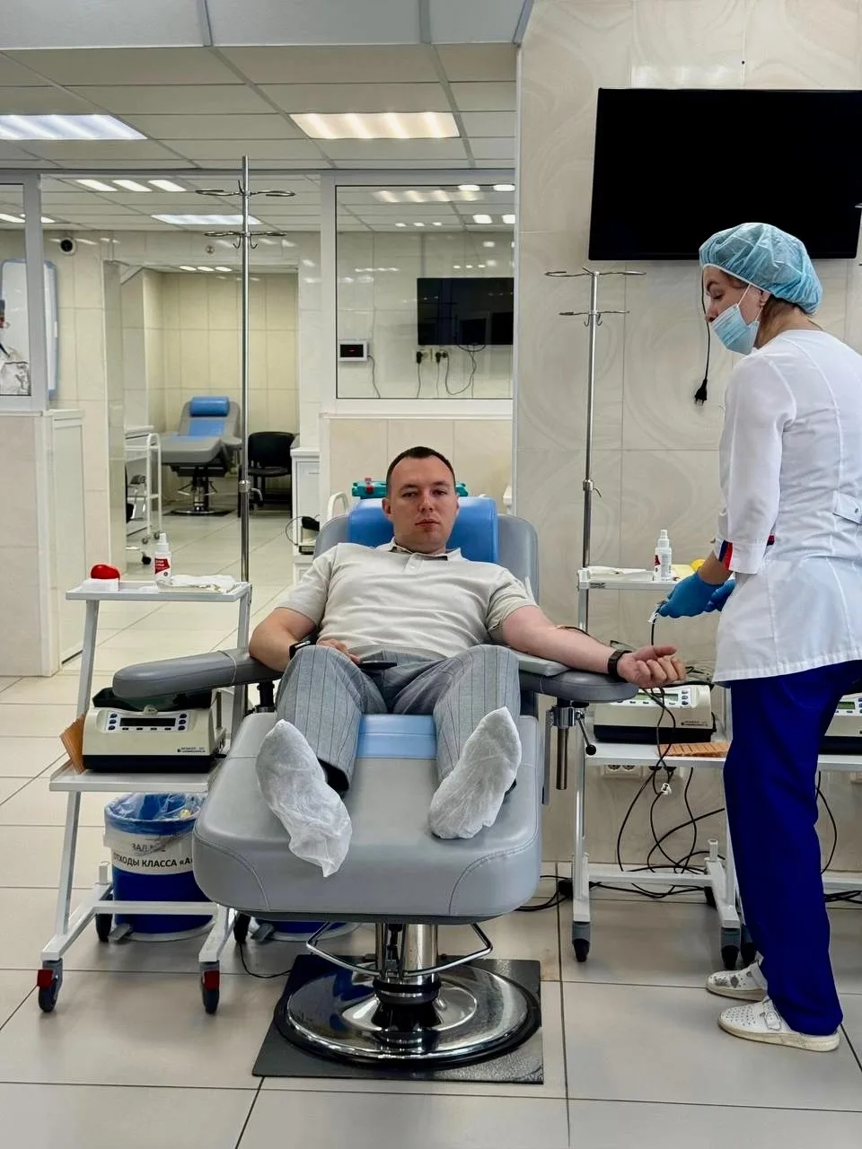 Стал донором крови в тринадцатый раз🩸

Накануне отмечался Всемирный день донора, поэтому сегодня я 