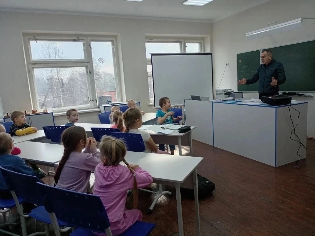 📌Шахматы, информатика и любовь к Новгородчине: история земского учителя Бориса Ставкина