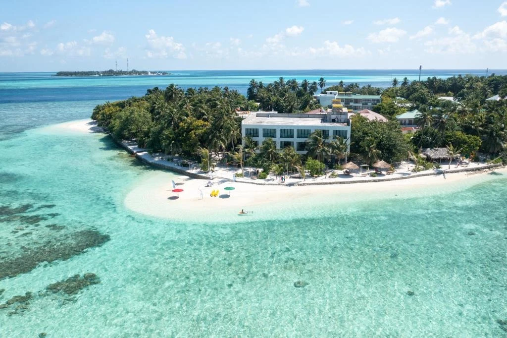 ОТЕЛЬ PLUMERIA MALDIVES