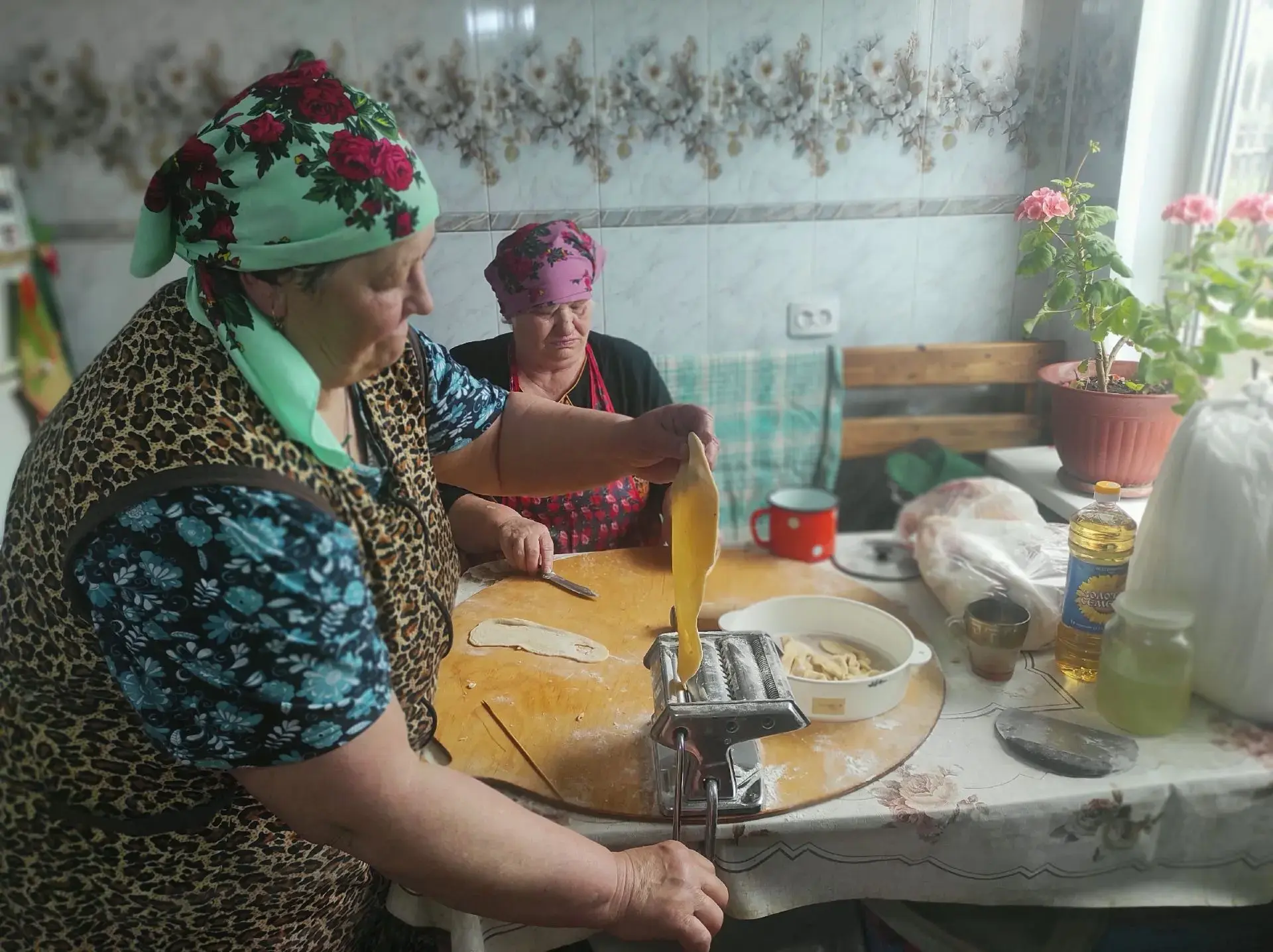 ❤️ Волонтеры Уляшкинского поселения отправили на фронт партию домашних продуктов  ✅ Волонтеры и жите