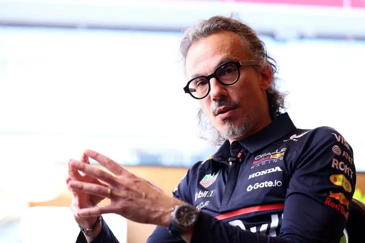 АВТО | В «РЕД БУЛЛ» ОБЪЯСНИЛИ ТЕСТЫ ЮКИ ЦУНОДЫ В БАРСЕЛОНЕ

Руководитель команды Формулы-1 «Ред Булл