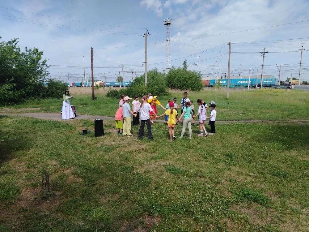Девятый день в нашем лагере прошёл под знаком «Дня России»! 🇷🇺

11 июня выдался насыщенным и очень