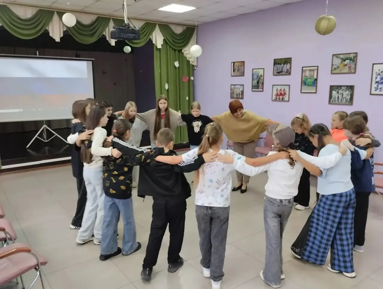 «Цвета России: Праздник флага»! 🇷🇺