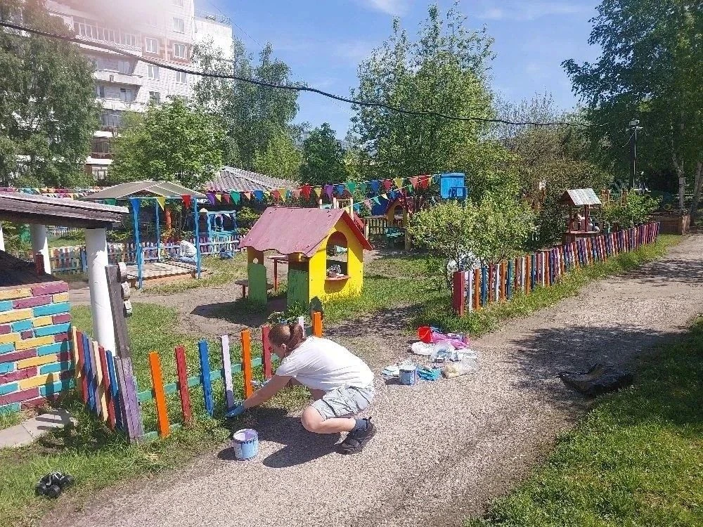 Забота, труд и дружба: группа «Берёзка» готова к лету!
✅ Прогулочный участок преобразился до неузнав