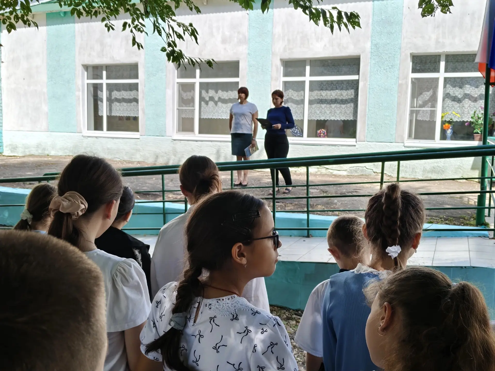 Сегодня, 4 сентября, в нашей Перелазовской школе прошла важная и познавательная линейка...