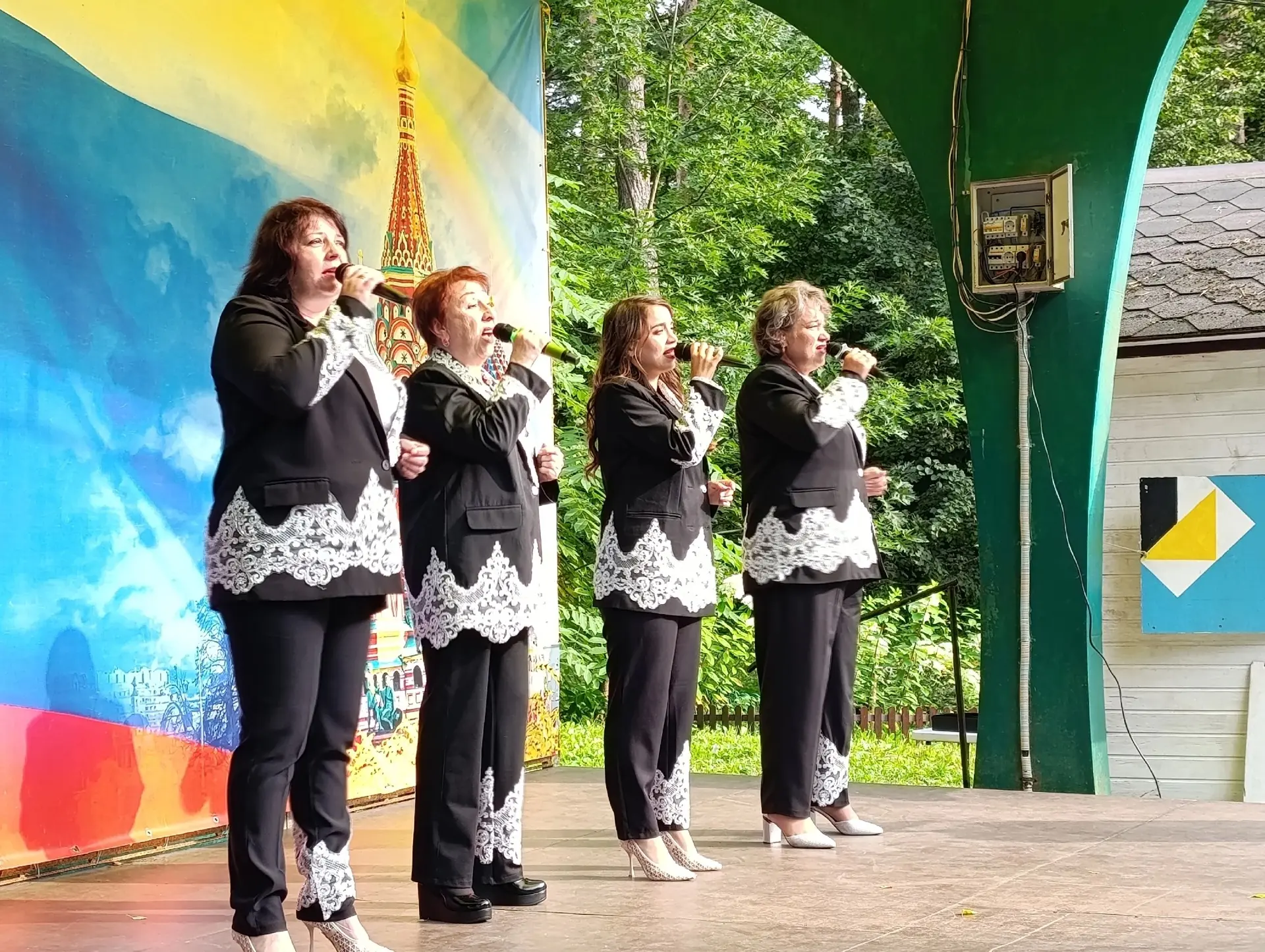 ☀️Лето — это маленькая жизнь, а мы наполняем её музыкой! 🎶