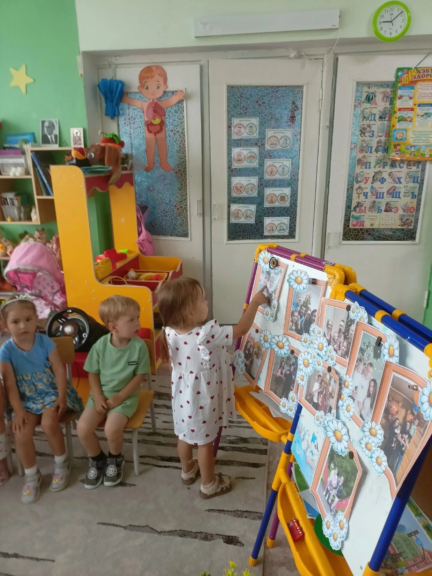 👫"День семьи, любви и верности"👩‍🍼

Праздник семьи, любви и верности отметили 8 июля в группе "Зв
