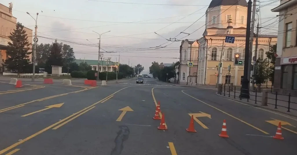 ❗️На дорожном кольце площади Ленина начала действовать новая схема движения