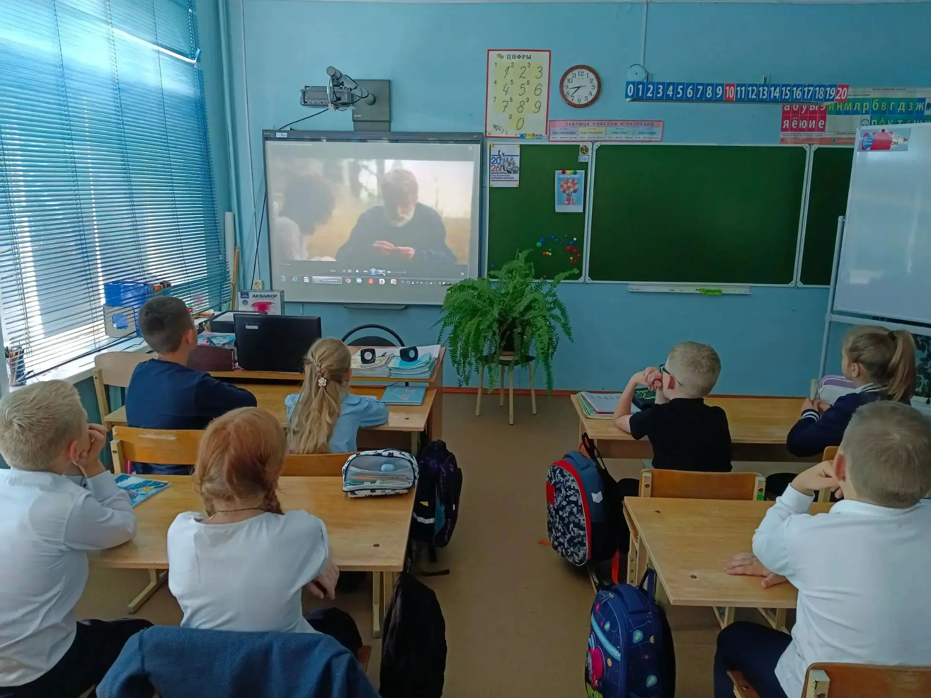 🎬 Киноуроки в школах России: «Стеша» учит доброте! 🌿