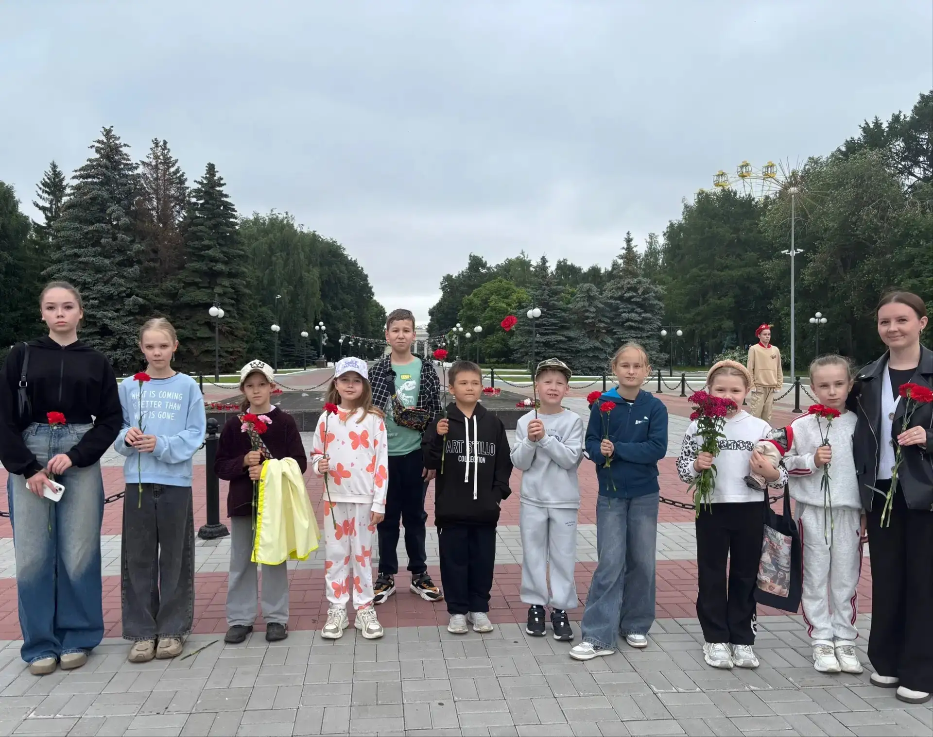 Мы помним, мы гордимся! 🕊️ 
Учащиеся Лицея №11 совместно с советником по воспитанию почтили память 