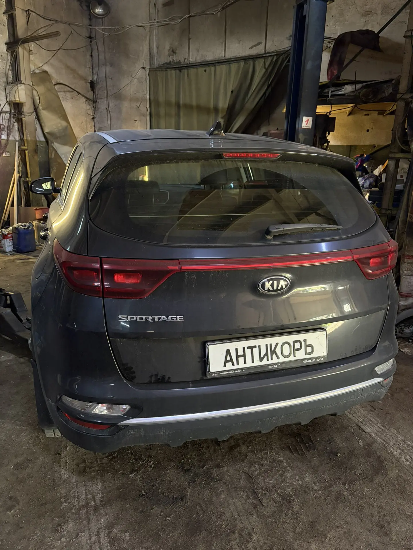 Следующие автомобили в работе: