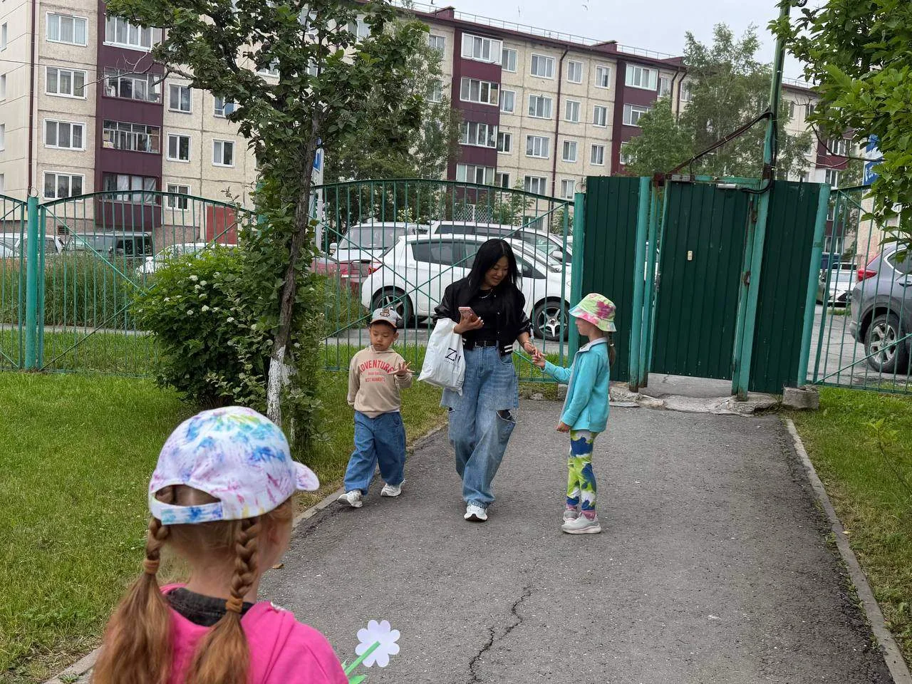 Акция  "Подари ромашку" 🌼🌼🌼  в честь дня ❤️Любви Семьи и Верности❤️ от группы «Подсолнушки»: дари