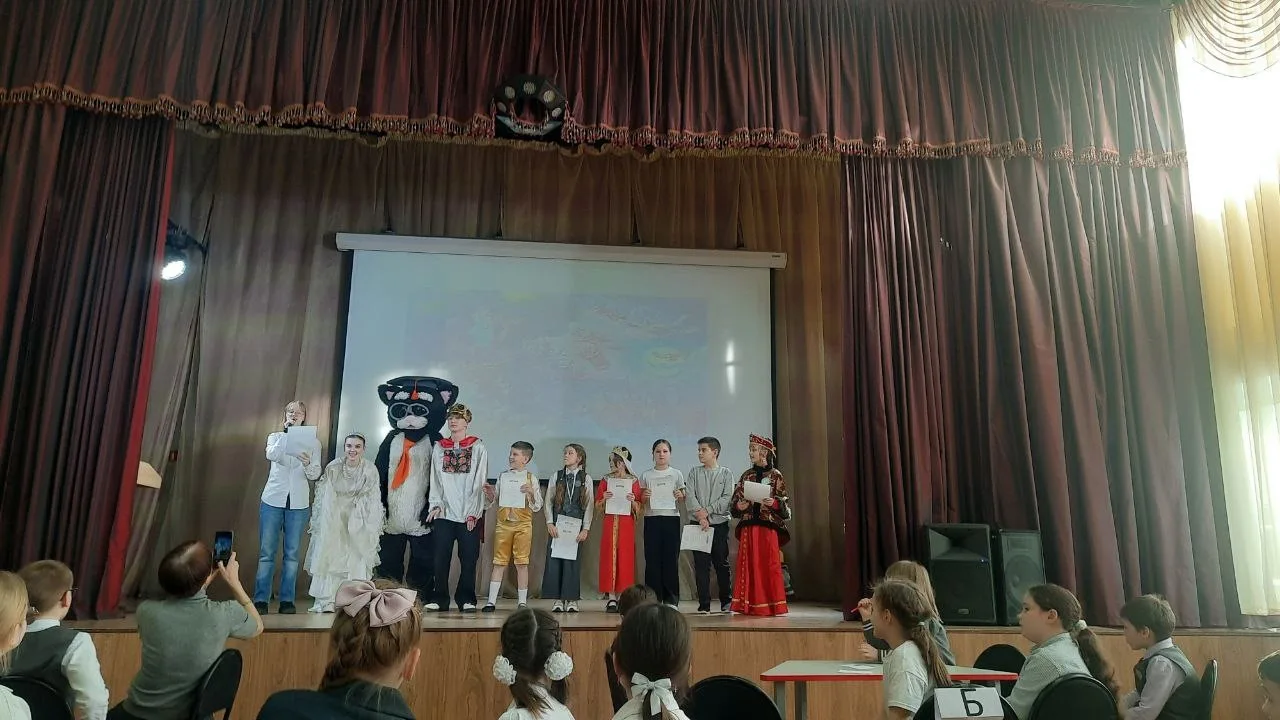 🏫В феврале в нашем лицее прошло традиционное мероприятие для третьеклассников — турнир «В гостях у К