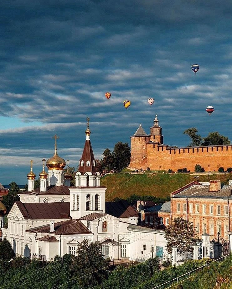 🚀 Поехали в Нижний на выходные? 🏙️