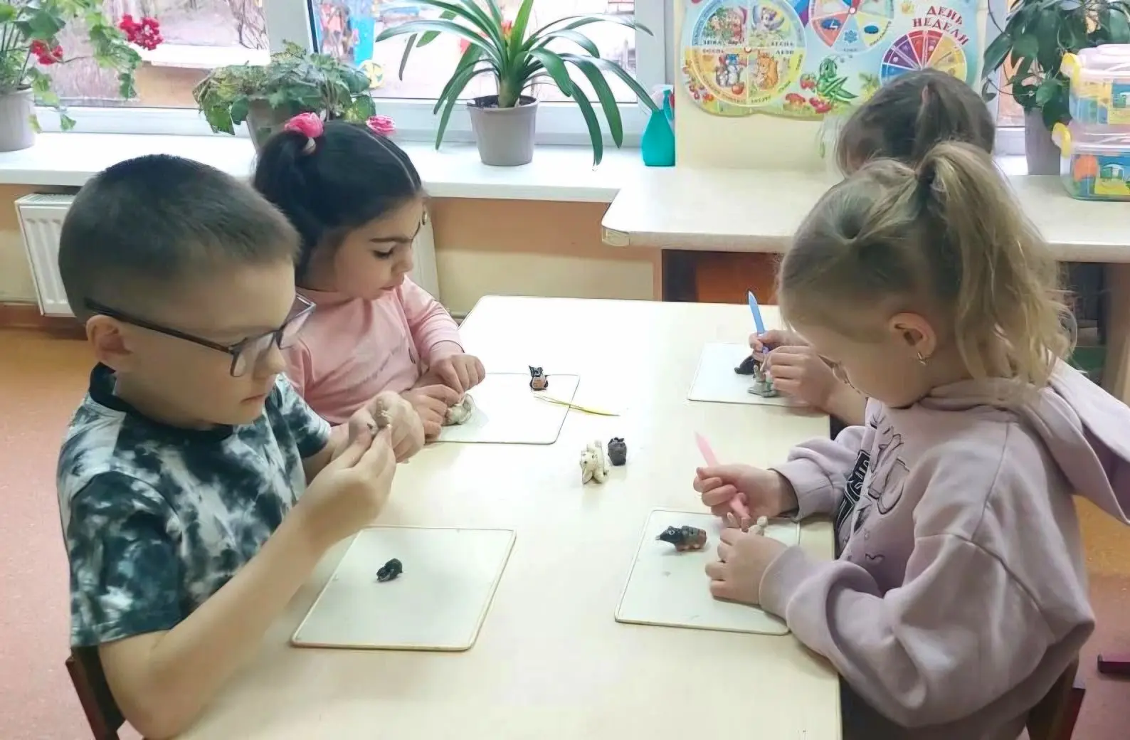 У ребят старшей группы "Соловушки" прошла тематическая "Неделя доброты"🌸, целью которой являлось фор