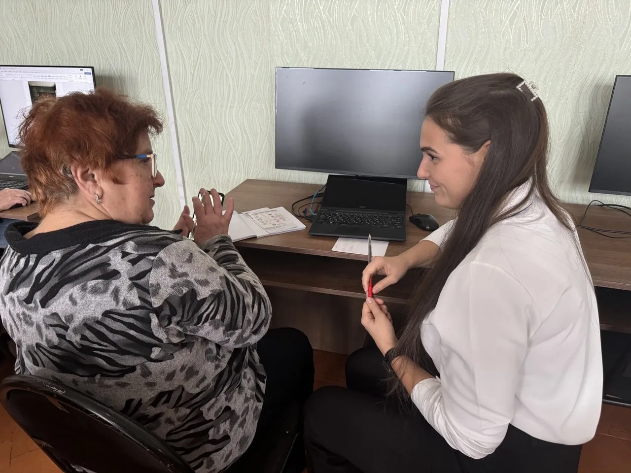 Цифровая забота 💙  Команда Ангарского отделения "Иркутскэнергосбыта" выступила наставниками в проект