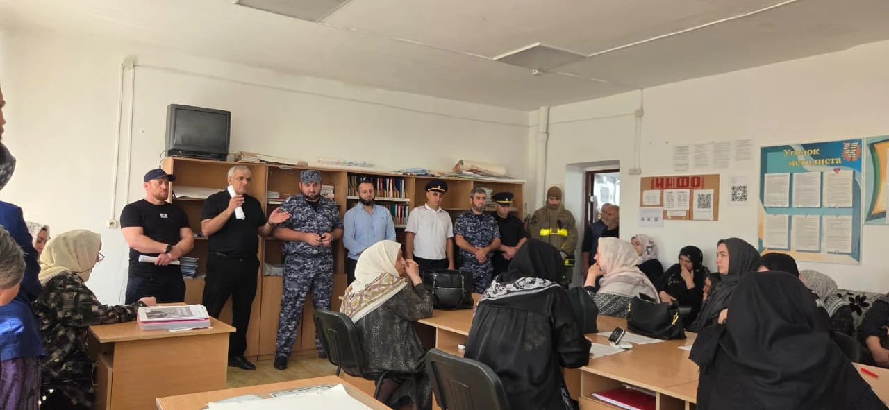 📖В преддверии нового учебного года в МБОУ «Манасская СОШ» , как  и во всех образовател...