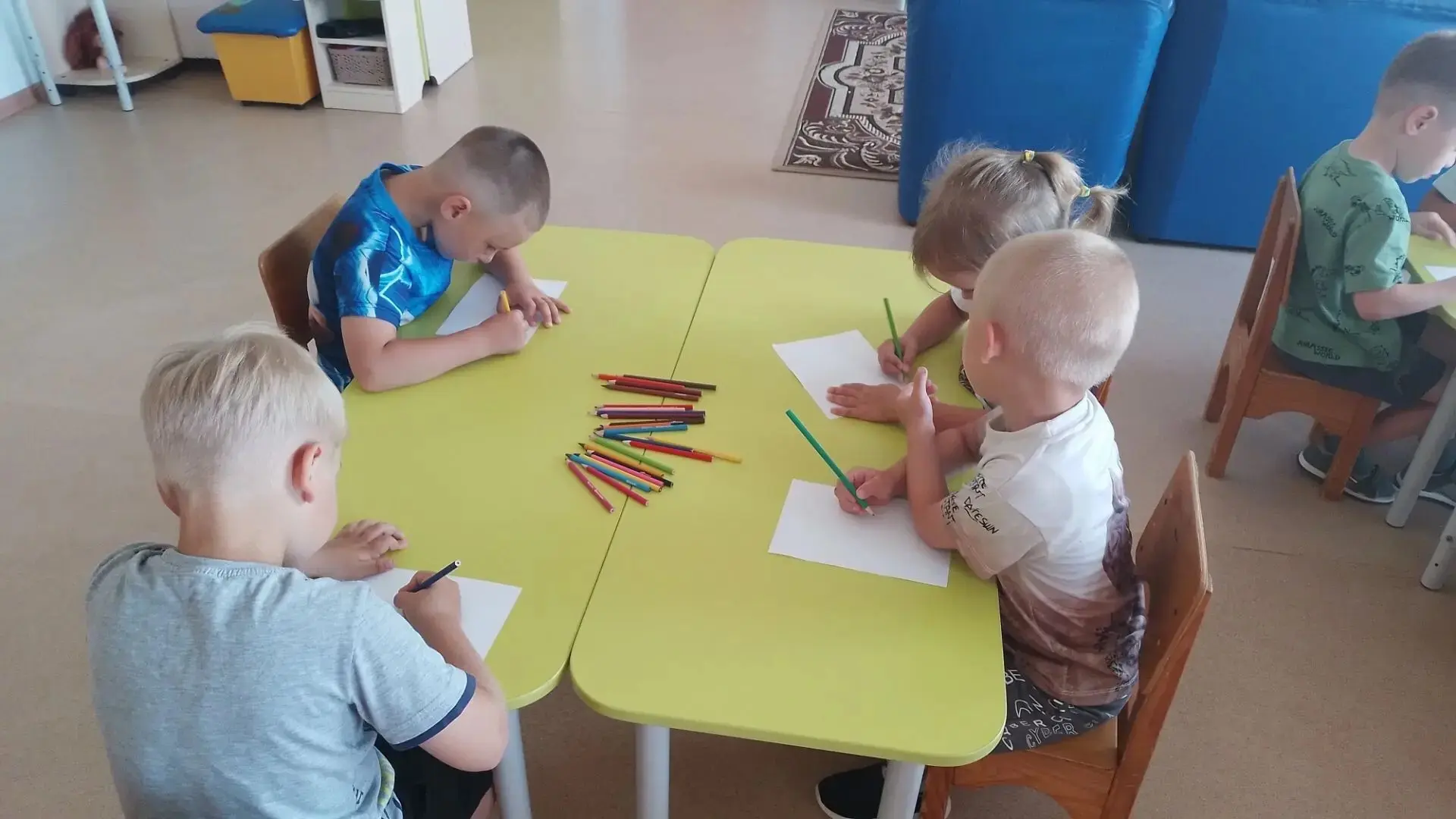 ❤️8 июля в старшей  группе "Звездочки" день был полностью посвящен самым дорогим людям — нашим мамам