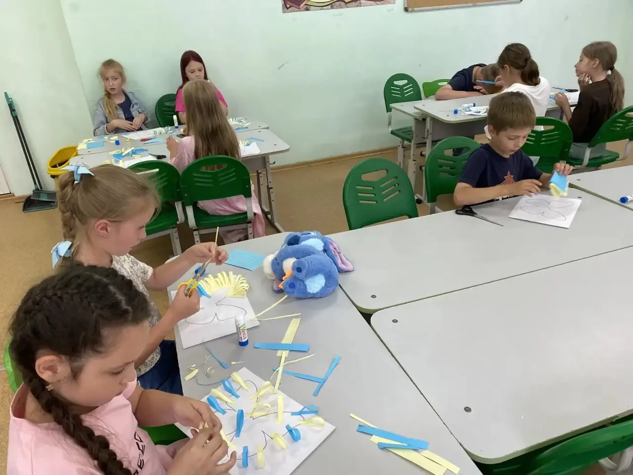 11‑й день в лагере: спорт, творчество и настоящее погружение в культуру России! 🔥
День начался с др