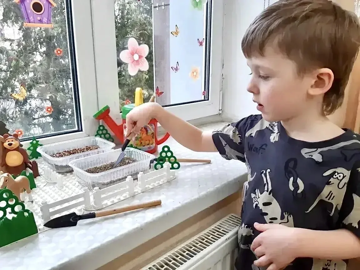 ЧУДО-ОГОРОД 🌱  Кажется, только вчера мы играли в снежки ❄️, а сегодня солнышко🌞 уже вовсю заглядывае