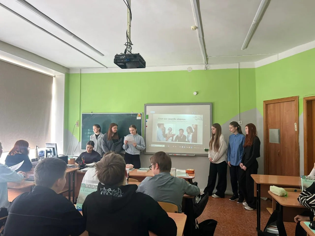 Родной язык — душа народа 📚  В Международный день родного языка в нашей школе было шумно, весело и н