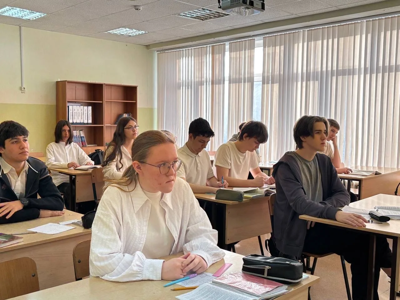🛡️ «Выбор за тобой»  В понедельник для учеников 10–11-х классов нашей школы прошли профилактические 