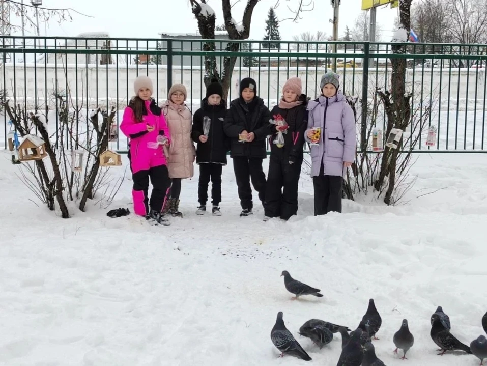 ☝️ Маленькие Орлята нашего комплекса начали новый год с больших добрых дел!   В начале недели в рамк