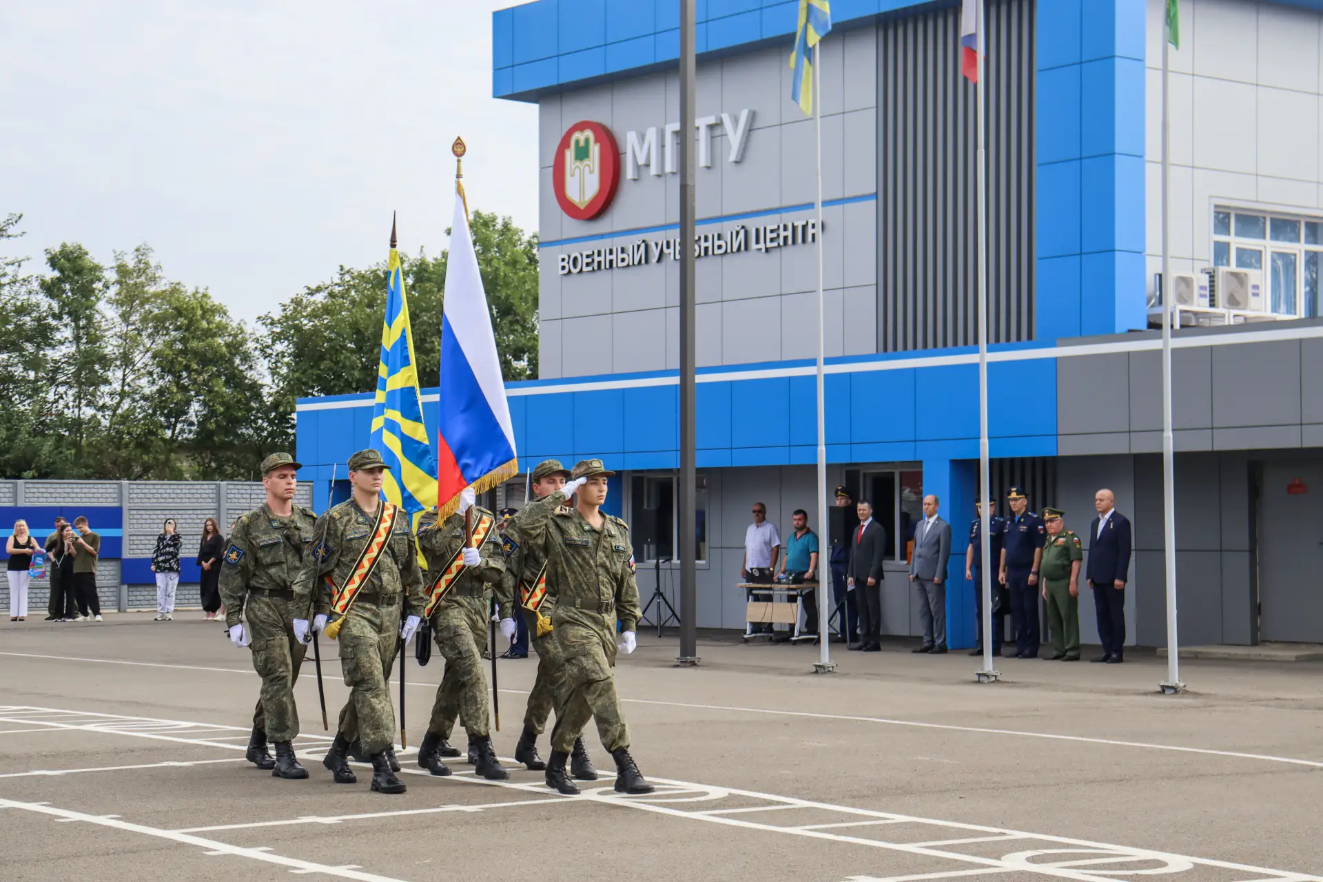 Погоны на плечах, первый строй нового набора и впереди — годы серьезной подготовки 👏